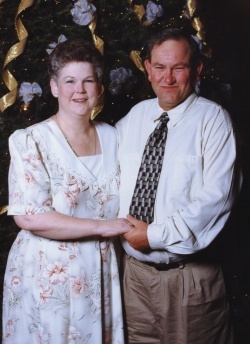 Deb & John.jpg (39883 bytes)