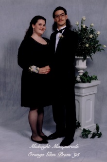 rescan Sarah Prom.jpg (22409 bytes)