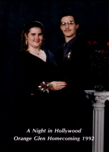 rescan Sophomore Homecomming.jpg (16173 bytes)